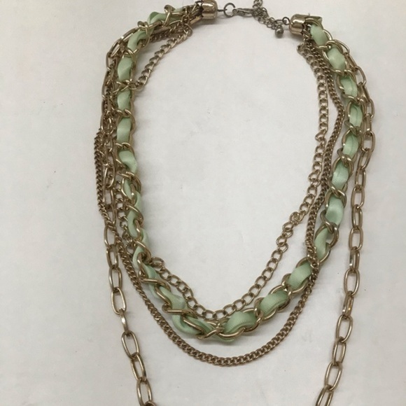🔥3/$15🔥 Multi‎ strand Necklace gold green - Picture 7 of 8